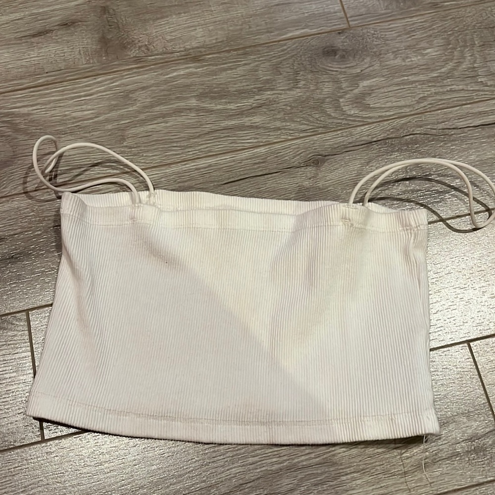 Axils white crop top